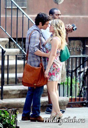    "Gossip Girl":  8-